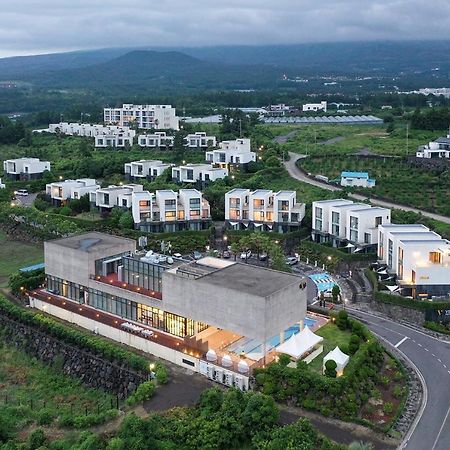 Velum Resort Seogwipo Bagian luar foto