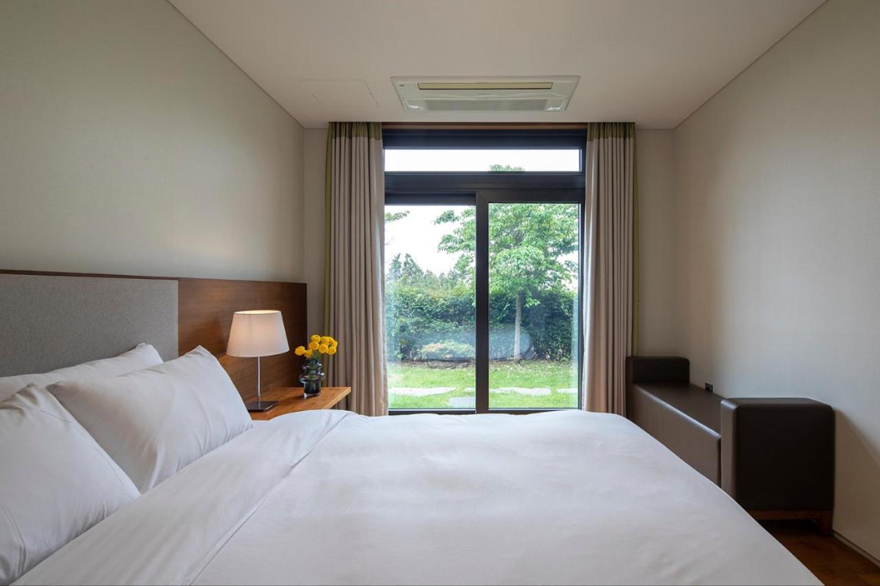 Velum Resort Seogwipo Bagian luar foto