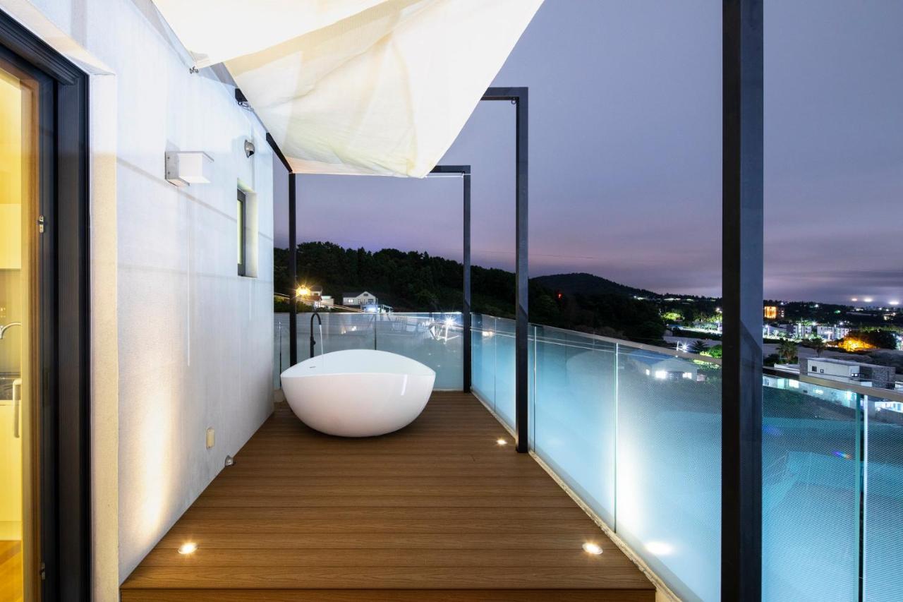 Velum Resort Seogwipo Bagian luar foto