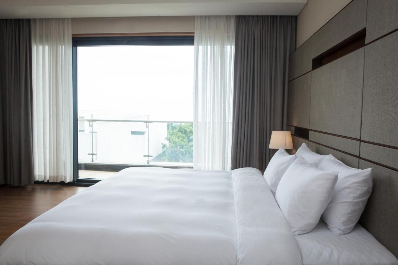 Velum Resort Seogwipo Bagian luar foto