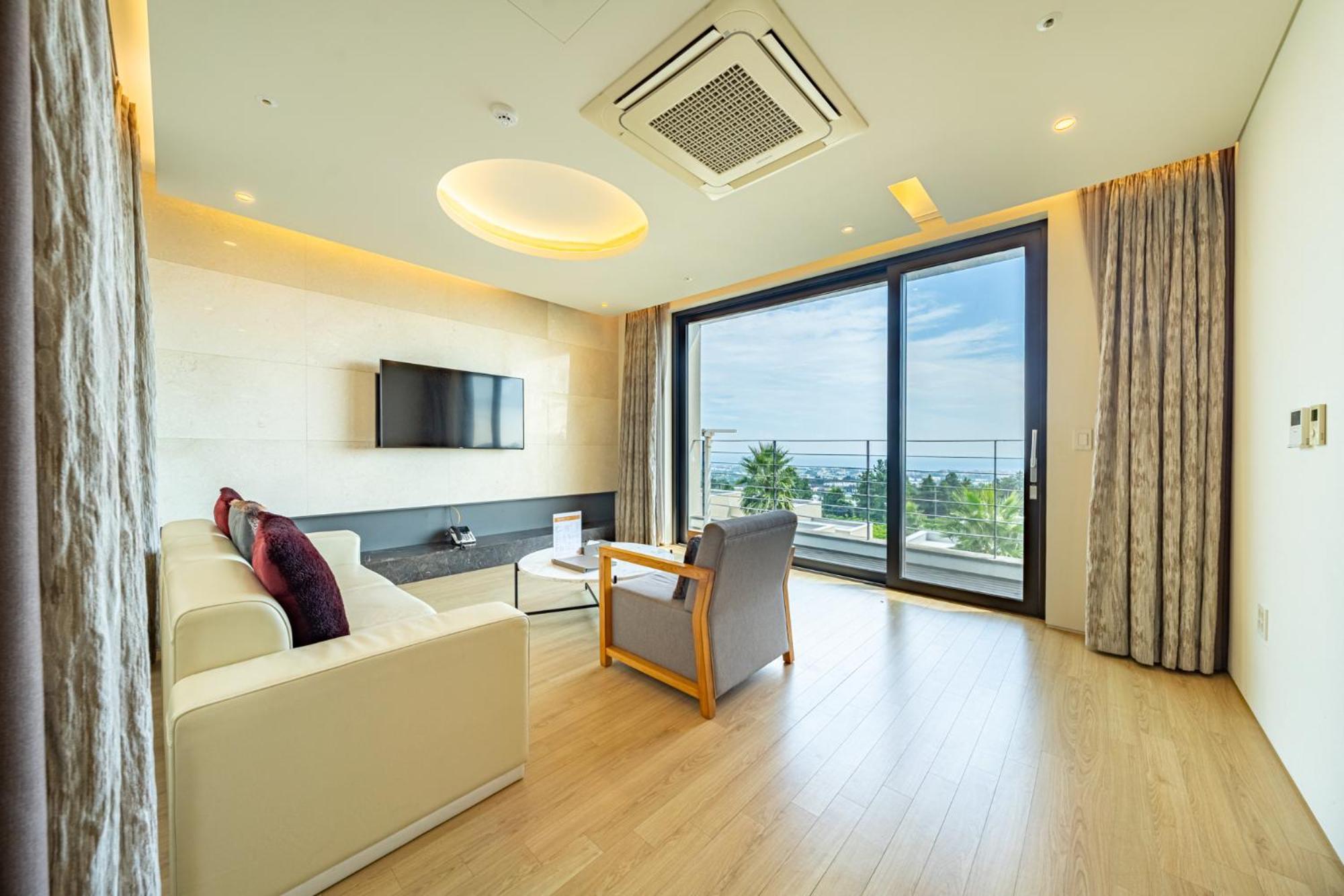 Velum Resort Seogwipo Bagian luar foto