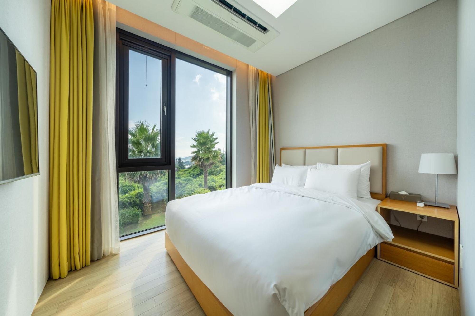 Velum Resort Seogwipo Bagian luar foto
